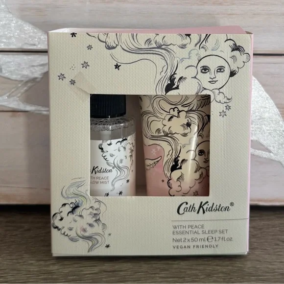 NEW BLISSFUL SLEEP GIFT SET Silk Pillowcase/Eye Mask/Journal & Aromatherapy Set - Picture 9 of 12